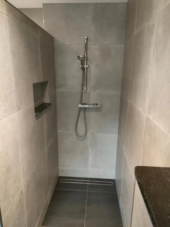Bodengleiche Dusche im Badezimmer